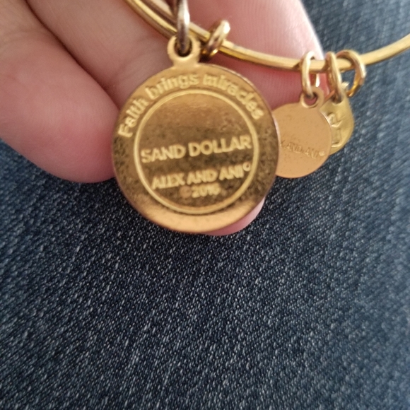 Alex and Ani Adjustable Bracelet Starfish Beautif - Picture 3 of 5